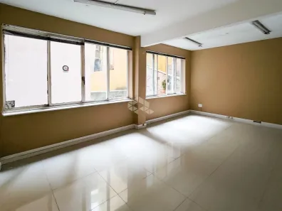 Sala Comercial à venda, 40m² no Centro Histórico, Porto Alegre