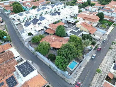 Casa com 9 Quartos à venda, 233m² no Piçarreira, Teresina
