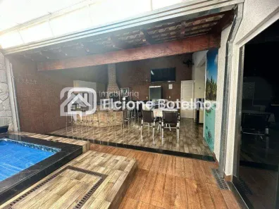 Casa com 3 Quartos para alugar, 150m² no Jardim Inconfidência, Uberlândia