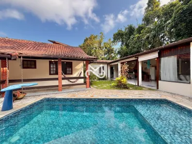 Casa com 5 Quartos à venda, 200m² no Guaratuba, Bertioga