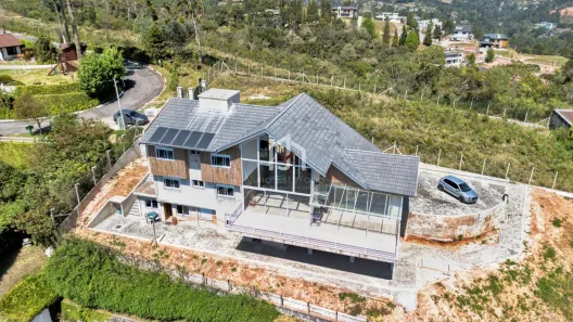 Casa com 4 Quartos à venda, 327m² no Alto do Capivari, Campos do Jordão