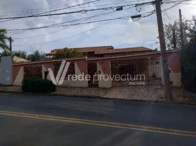 Casa com 3 Quartos à venda, 240m² no Lenheiro, Valinhos