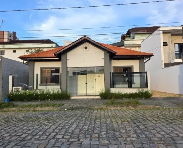 Casa com 3 Quartos à venda, 159m² no América, Joinville