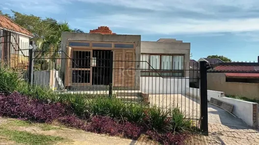 Casa com 2 Quartos à venda, 69m² no Belém Velho, Porto Alegre