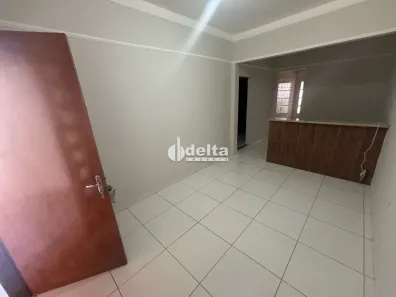 Casa com 3 Quartos à venda, 120m² no Cidade Jardim, Uberlândia