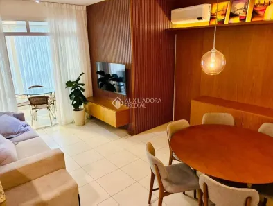Apartamento com 2 Quartos à venda, 75m² no Coqueiros, Florianópolis