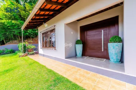 Casa com 3 Quartos para alugar, 220m² no Itoupava Norte, Blumenau