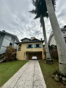 Casa com 3 Quartos à venda, 27632m² no Pedra Branca, Palhoça