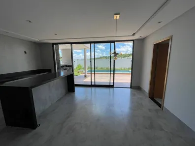 Sobrado com 4 Quartos à venda, 302m² no Jardins Bolonha, Senador Canedo