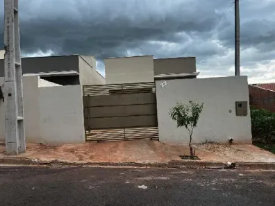Casa com 3 Quartos à venda, 140m² no Centro, Florestópolis