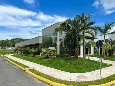 Casa de Condomínio com 4 Quartos à venda, 301m² no Santa Regina, Camboriú