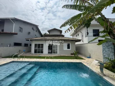Casa de Condomínio com 3 Quartos para alugar, 190m² no Balneário Praia do Pernambuco, Guarujá