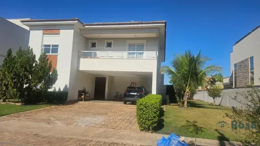 Sobrado com 4 Quartos à venda, 321m² no Jardim Itália, Cuiabá