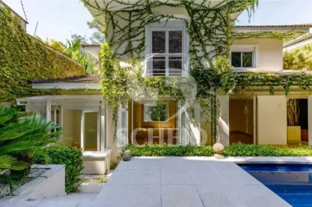 Casa de Condomínio com 4 Quartos à venda, 560m² no Jardim Leonor, São Paulo