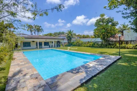 Casa de Condomínio com 5 Quartos à venda, 200m² no Jardim Acapulco, Guarujá