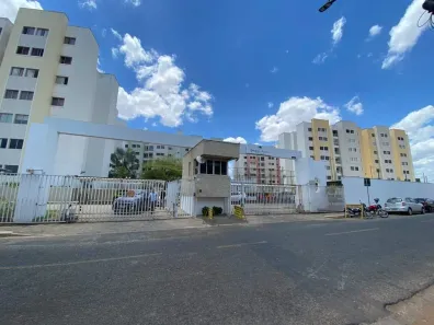 Apartamento com 3 Quartos para alugar, 65m² no São João, Teresina