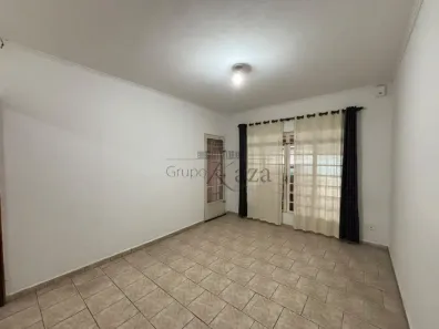 Casa com 4 Quartos para alugar, 150m² no Parque Meia Lua, Jacareí