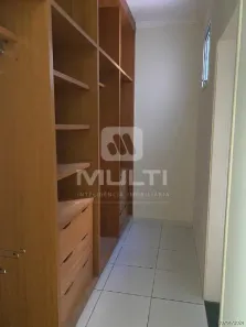 Casa com 3 Quartos para alugar, 200m² no Santa Rosa, Uberlândia