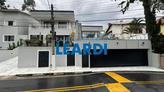 Casa de Condomínio com 4 Quartos à venda, 750m² no Arujázinho IV, Arujá