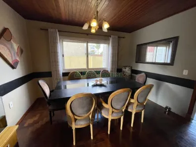 Casa com 3 Quartos para alugar, 180m² no Nossa Senhora de Fátima, Caxias do Sul