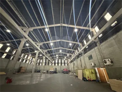 Galpão/Depósito/Armazém para alugar, 2600m² no Parque Novo Mundo, São Paulo