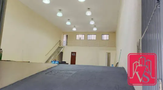 Galpão/Depósito/Armazém para alugar, 200m² no Jardim Santo André, Santo André