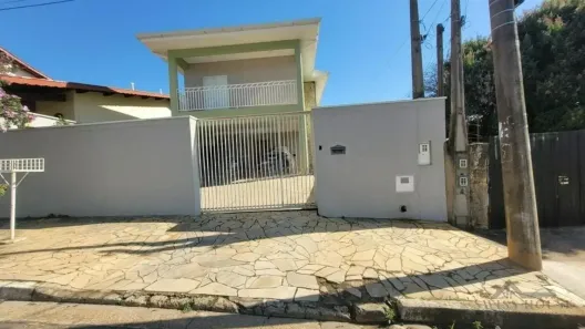 Sobrado com 3 Quartos à venda, 211m² no Chácaras Alpina, Valinhos