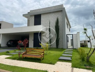 Casa de Condomínio com 3 Quartos à venda, 330m² no Nova Uberlândia, Uberlândia