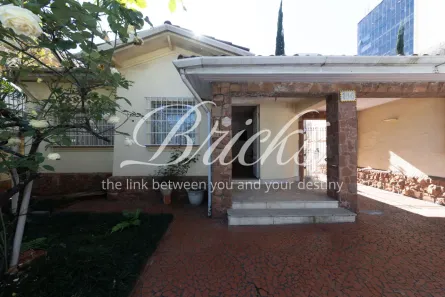 Casa com 3 Quartos à venda, 180m² no Jardim Europa, São Paulo