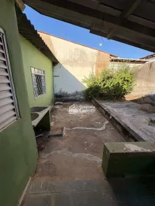 Casa com 3 Quartos à venda, 150m² no Jardim Petrópolis, Anápolis