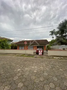 Casa com 1 Quarto à venda, 150m² no Jaraguá Esquerdo, Jaraguá do Sul