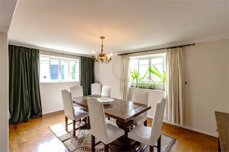 Casa com 3 Quartos para alugar, 400m² no Jardim Europa, São Paulo