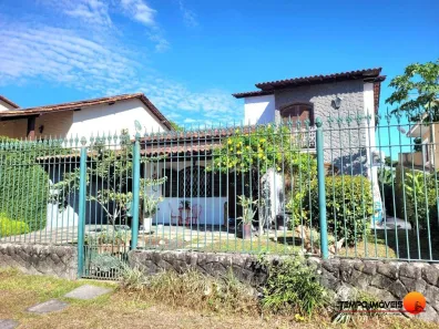 Casa com 4 Quartos à venda, 216m² no Maria Paula, Niterói