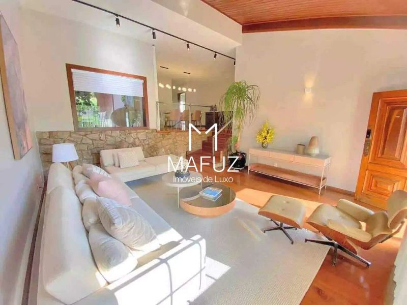 Casa com 6 quartos — Santa Lúcia, Belo Horizonte