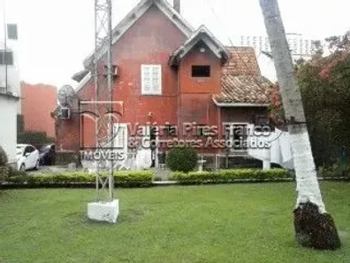 Casa com 3 Quartos à venda, 719m² no Batista Campos, Belém