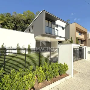 Casa com 4 Quartos à venda, 248m² no Amizade, Jaraguá do Sul