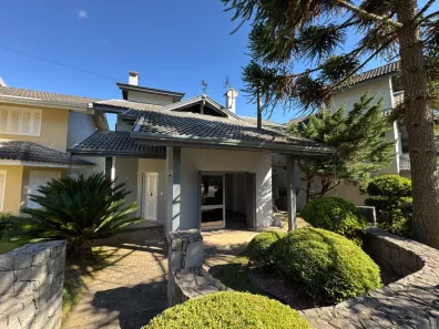 Casa de Condomínio com 3 Quartos à venda, 137m² no , Gramado
