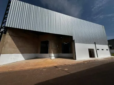 Galpão/Depósito/Armazém para alugar, 572m² no , Cravinhos