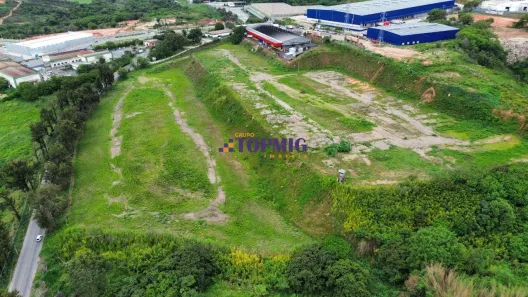Imóvel Comercial para alugar, 57000m² no Campina Verde, Contagem