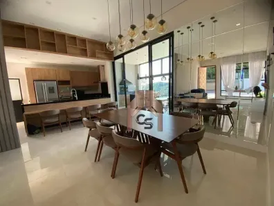 Fazenda/Sítio com 4 Quartos à venda, 300m² no , Igaratá