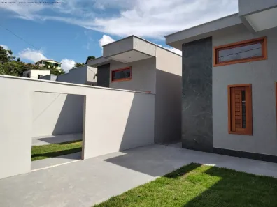 Casa com 3 Quartos à venda, 90m² no São Francisco, Serra