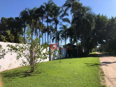 Fazenda/Sítio com 4 Quartos à venda, 419m² no Chácara Long Island, Jaguariúna
