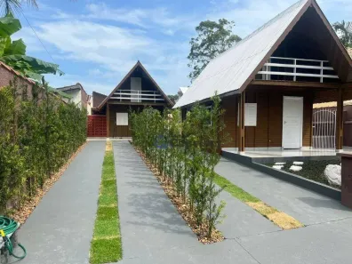Casa de Condomínio com 2 Quartos à venda, 65m² no Massaguaçu, Caraguatatuba