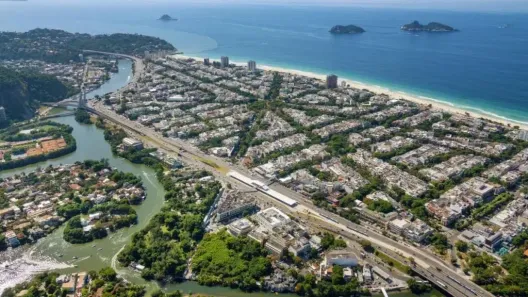 Apartamento com 2 Quartos para alugar, 100m² no Barra da Tijuca, Rio de Janeiro