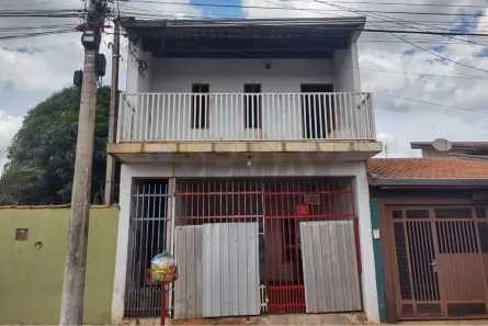Casa com 3 Quartos à venda, 181m² no Jardim Lívia, Leme