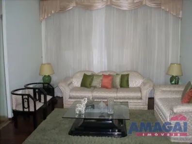 Casa com 5 Quartos à venda, 430m² no Jardim Marister, Jacareí