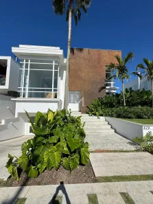Casa com 4 Quartos à venda, 635m² no Jurerê Internacional, Florianópolis