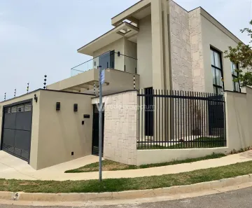 Sobrado com 3 Quartos à venda, 257m² no Pinheirinho, Vinhedo