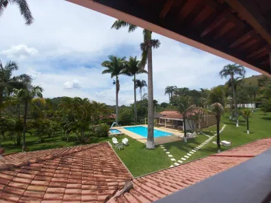 Fazenda/Sítio com 7 Quartos à venda, 850m² no , Santa Branca