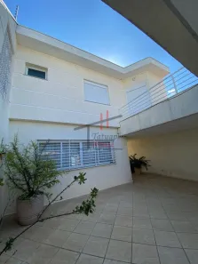 Sobrado com 4 Quartos à venda, 300m² no Vila Santa Clara, São Paulo